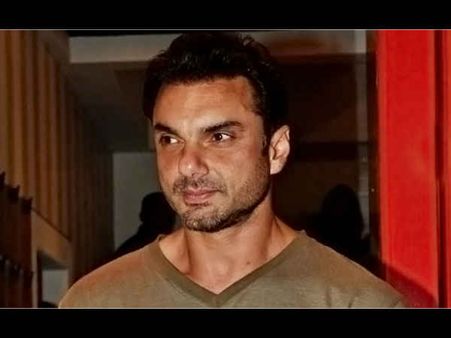 DETAILS: एक्टर, प्रोड्यूसर सब बन चुके.. अब ये KHAN बनेंगे डाइरेक्टर.. ये होगी पहली फिल्म!