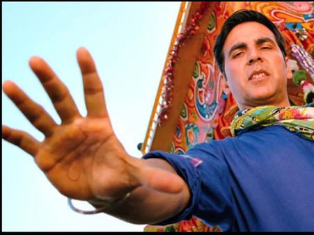 #Booked: 2018 की पहली ब्लॉकबस्टर अक्षय कुमार के नाम