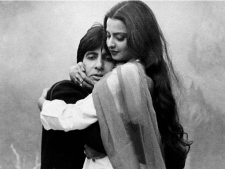 ''मेरे और अमिताभ का लव SCENE देख.. बीच में ही रोने लगी थीं जया बच्चन.. फिर....''