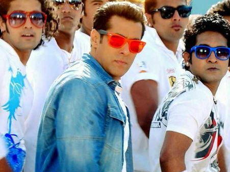 #Booked: हो गया आखिरी ऐलान...2018...ईद और सलमान