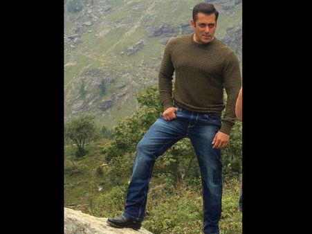 Shoot PICS: सलमान खान की 'ट्यूबलाइट'.. एकदम धमाकेदार.. लेकिन....