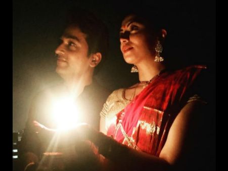 ब्वॉयफ्रेंड से ब्रेकअप के बाद 'लेडी दबंग' ने इनके लिए रखा करवाचौथ का व्रत!