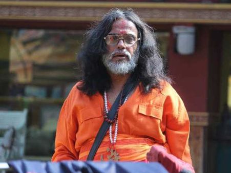 इसे कहते हैं धमाका - बन रही है 100 करोड़ी फिल्म...किसी को खबर नहीं!