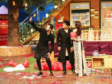 बोल्ड फोटोशूट के बाद ऐश्वर्या और रणबीर पहुंचे यहां..कुछ इस अंदाज़ में आए नज़र!