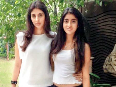OUCH: सब कुछ फाइनल...पर कैंसिल हुआ बच्चन GIRL का 'खान' डेब्यू!