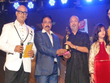 भोजपुरी सिनेमा के ये हैं सुपरस्टार..एक बार फिर किया साबित!
