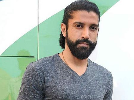 नोट बैन से रॉक ऑन 2 पर असर नहीं पड़ेगा : फरहान अख्तर