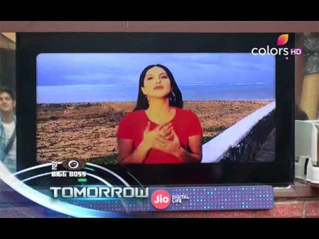 बिग बॉस 10 Live: सनी को इम्प्रेस करने में जुटे घरवाले..फिर स्वामीजी ने की गंदी हरकत