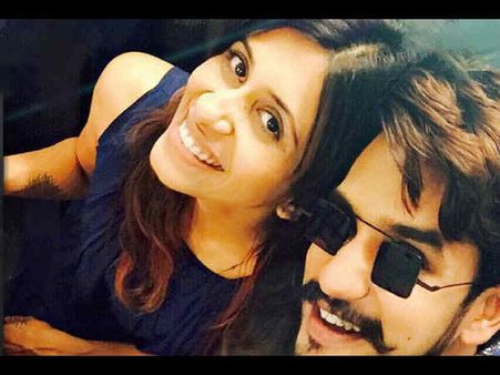 सोशल मीडिया पर ट्रोल हुई किश्वर..सुयश ने दिया मुंह तोड़ जवाब