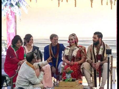 #WeddingPics: मिस्टर और मिसेज़ युवराज सिंह ने की दोबारा शादी...गोआ में