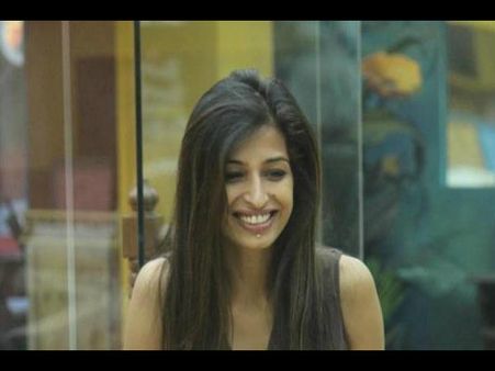 BIGG BOSS 10:बाप स्वामी के बाद बेटी प्रियंका के निशाने पर बानी लोपा और..