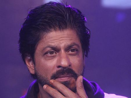 BOX OFFICE: 3 साल पुराने रिकॉर्ड को तोड़ पाएंगे 'रईस' शाहरूख खान!