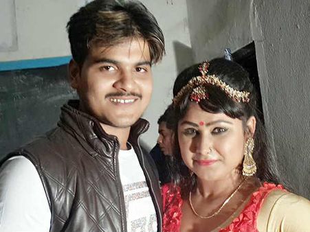 प्रियंका पंडित और अरविन्द अकेला कल्लू ने बिहार में मचाया धमाल