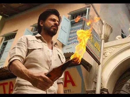 Oppss.. 'रईस' की 10 निगेटिव बातें.. शाहरूख खान फैंस ना पढ़े!