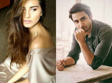 ..तो करण जौहर की इस 'स्टुडेंट' को डेट कर रहे हैं विनोद मेहरा के बेटे रोहन!