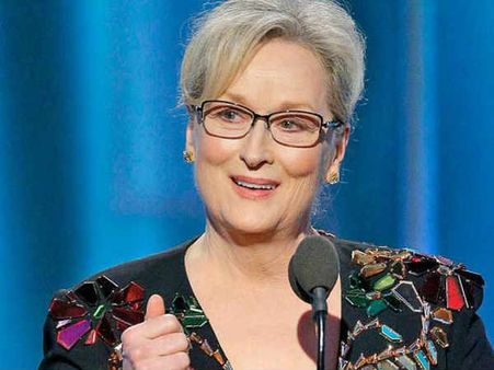 Golden Globes : मेरिल स्ट्रीप ने साधा डोनाल्ड ट्रंप पर निशाना