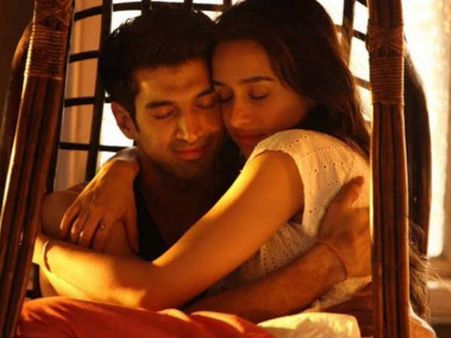 Box Office: श्रद्धा कपूर- आदित्य रॉय कपूर की 'ओके जानू'.. ढ़ीला रहा पहला दिन!