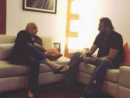 संजय दत्त की हुई इस बड़े फिल्ममेकर से मुलाकात....करेंगे साथ काम !