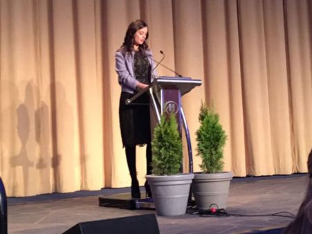 नेशनल प्रेयर ब्रेकफास्ट का हिस्सा बनीं एवलिन शर्मा