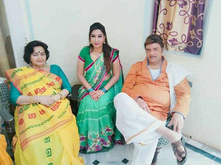 ऋतु पांडे हैं भोजपुरी फिल्मों की नई सुपरस्टार