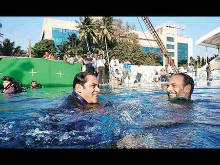 PICS: सलमान ने किया ट्यूबलाइट में स्टंट सीन...देखिए शूटिंग की तस्वीरें