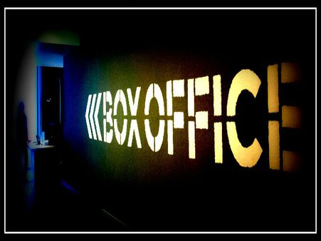 2017 BIG FIGHT..करोड़ों का दांव..सलमान vs शाहरूख vs अक्षय vs...