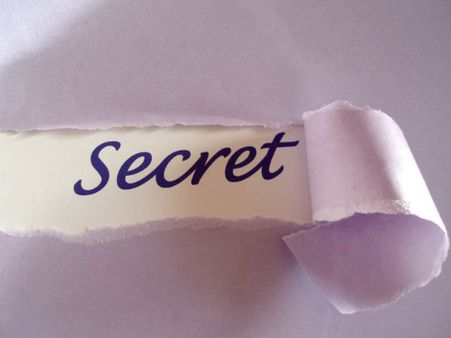 Shhh: सबको लगा अफवाह है...पर दो सुपरस्टार कर चुके हैं इस फिल्म को YES!