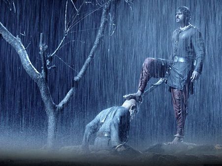 DHAMAKA: इंतजार खत्म.. रिलीज को तैयार 'बाहुबली'.. टिकट कटाया क्या!