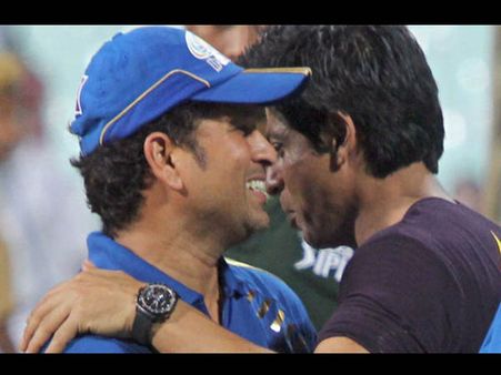 सचिन तेंदुलकर को शाहरुख खान का स्पेशल मैसेज..