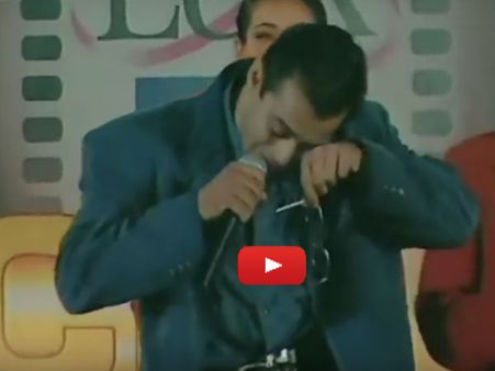 यादें..जब शाहरुख ने कहा कुछ ऐसा...सबके सामने रो पड़े थे सलमान..Video