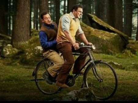 #JustIn: ट्यूबलाइट के टीज़र से पहले लीक हुई तस्वीर...दोनों खान हीरो एक साथ!