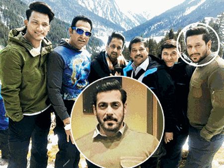 Shooting PICS: 'टाईगर जिंदा है'.. ये कौन है सलमान खान की जगह!