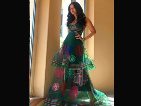 ऐश्वर्या राय Cannes 2017 पहला दिन..इतनी खूबसूरत कि दीपिका को भूल जाएंगे