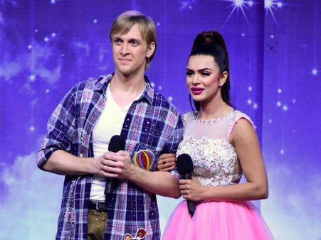 Shock..ब्लॉकबस्टर 8 से बाहर हुए सुपरस्टार कपल..होश उड़ जायेंगे..