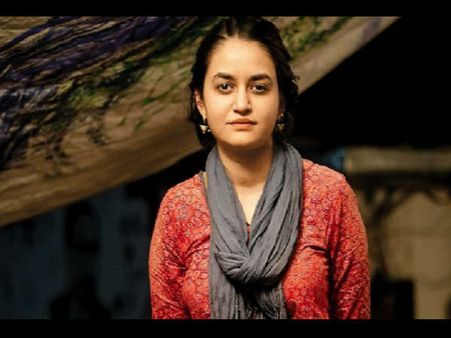 ना ऐश्वर्या...ना दीपिका और सोनम..ये निकलीं कान्स 2017 की रियल इंडियन स्टार