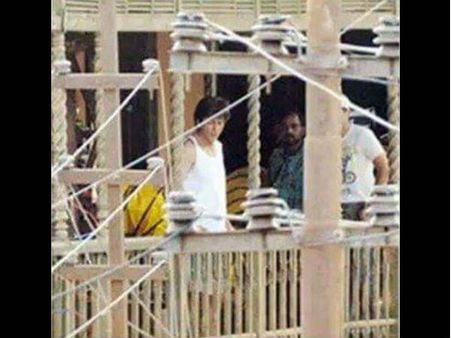 #FirstPic:शुरू हो गई क्रिसमस के 'खान धमाके' की तैयारी....देखिए पहली तस्वीर