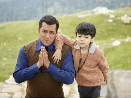 'ट्यूबलाइट' की वजह से करोड़ों का LOSS.. यहां जानें बजट और कलेक्शन!