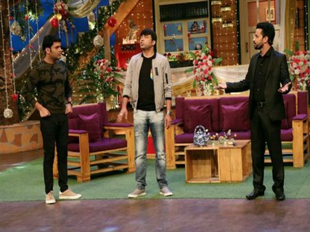 SHOCK..चंदन प्रभाकर ने की ऐसी हरकत..कपिल की बोलती बंद..वीडियो VIRAL