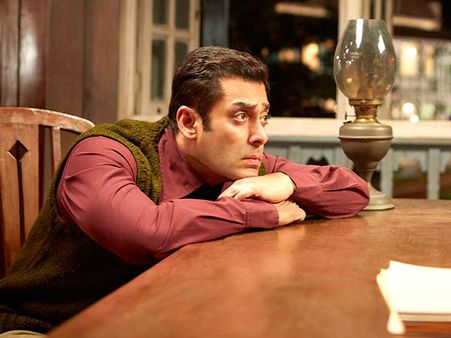 SUPER HIT..ट्यूबलाइट स्पेशल..सलमान का अनोखा अंदाज..देखिए तो सही..
