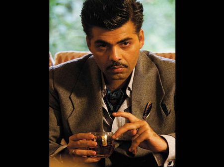 करण ने किया राज कपूर के नाती का बॉलीवुड में स्वागत..ट्विटर पर लग गई क्लास