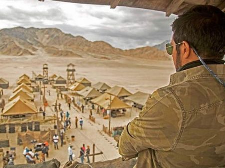 ''हां, मैं ट्यूबलाइट की बॉक्स ऑफिस कमाई से बेहद निराश हूं....''