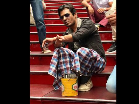 IIFA 2017: सूट-बूट नहीं कुछ इस अंदाज में नजर आए नवाजुद्दीन सिद्दीकी.. सुपर!