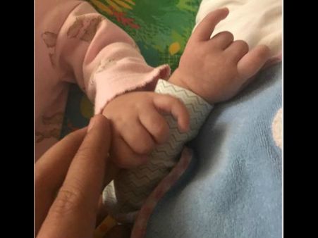 करण जौहर ने पहली बार शेयर की अपने बच्चों यश और रूही की तस्वीर