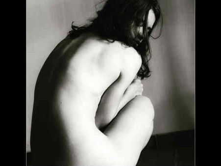 N*DE हो गईं एक्ट्रेस..शेयर कर दी ऐसी तस्वीर..धड़ल्ले से #VIRAL !