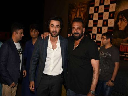 'संजय दत्त के साथ मैंने तीन फिल्में की हैं.. आज मैं जो हूं उनकी वजह से हूं....''