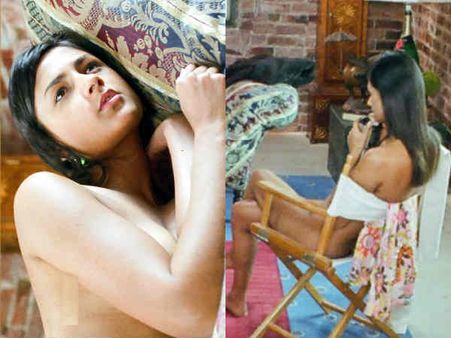 सारे कपड़े उतारे..कुर्सी पर बैठ गईं एक्ट्रेस..देखते रह गए लोग..सामने आईं SHOCKING तस्वीरें