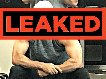 OUCH: 2018 की सबसे तगड़ी ब्लॉकबस्टर लेकिन एक और लुक हुआ LEAK!
