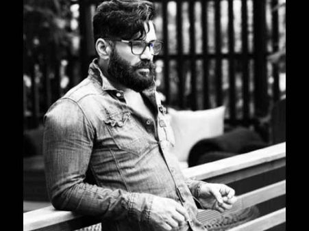 #Comeback: वो आ गया...देखो...देखो वो आ गया...2017 का सबसे शानदार विलेन!