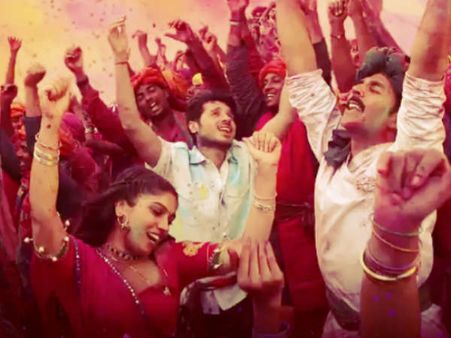 BOX OFFICE: अक्षय कुमार के आते ही शाहरुख खत्म.. करोड़ से लाखों पर आ गए!