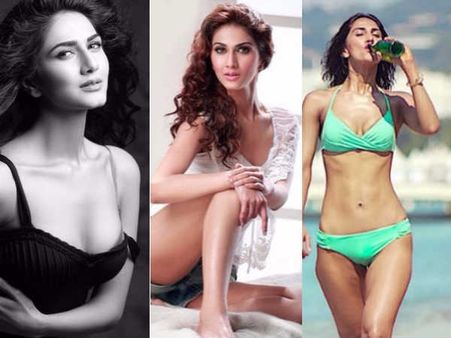 एक फिल्म..और 23 LIP LOCK..पॉपुलर हुईं एक्ट्रेस..इतनी HOT..देखते रह जाएंगे !